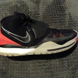 Nike Kyrie 6 Breds