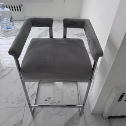 2 Bar Stools Great Condition!