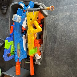 Assorted Nerf Guns 