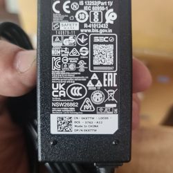 Dell 45-Watt 3 Prong AC Adapter