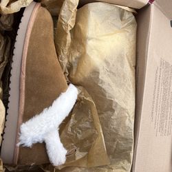 Women's Tan Suede UGG Ankle Boots with Faux Fur Lining