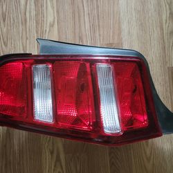 2010-1014 Mustang Tail Lights OEM- Left And Right