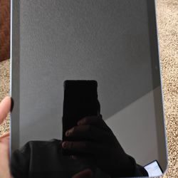 IPad 10 64GB Cellular Unlocked 