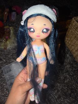 Na na na surprise doll