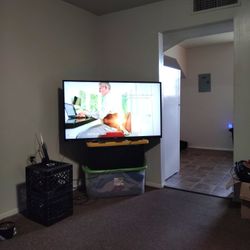 55 Inch TV For Sell U Can Venom Me If U Won't The TV I Can Pay For ShippingAnd Handle