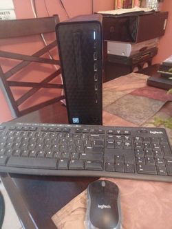 Computadora Con Teclado Y Raton 