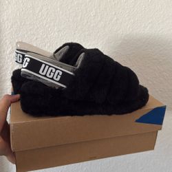 ugg slides never worn size 8 W