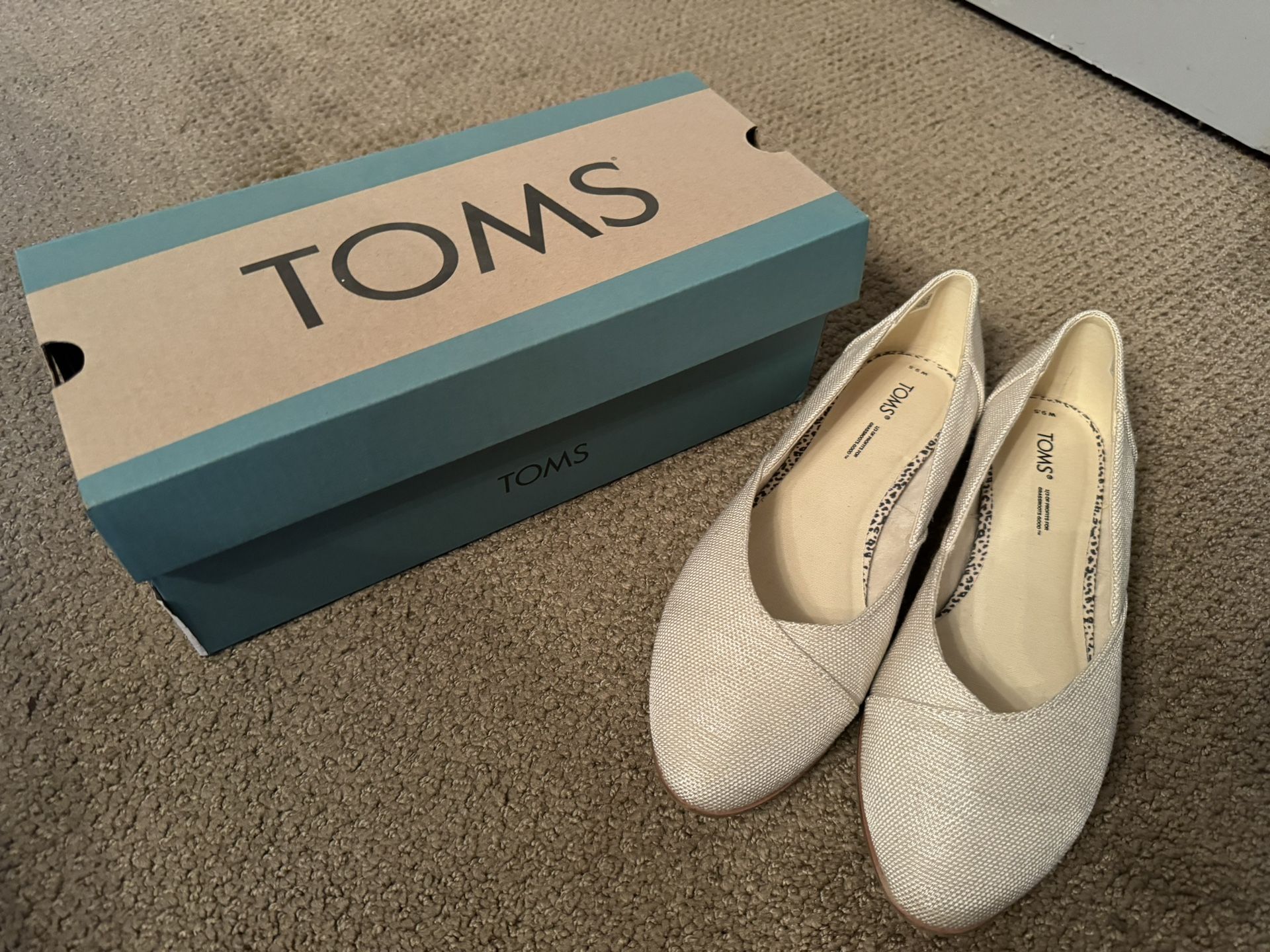 Toms -  NEW! Natural Woven W’sFlats - Size 9.5 