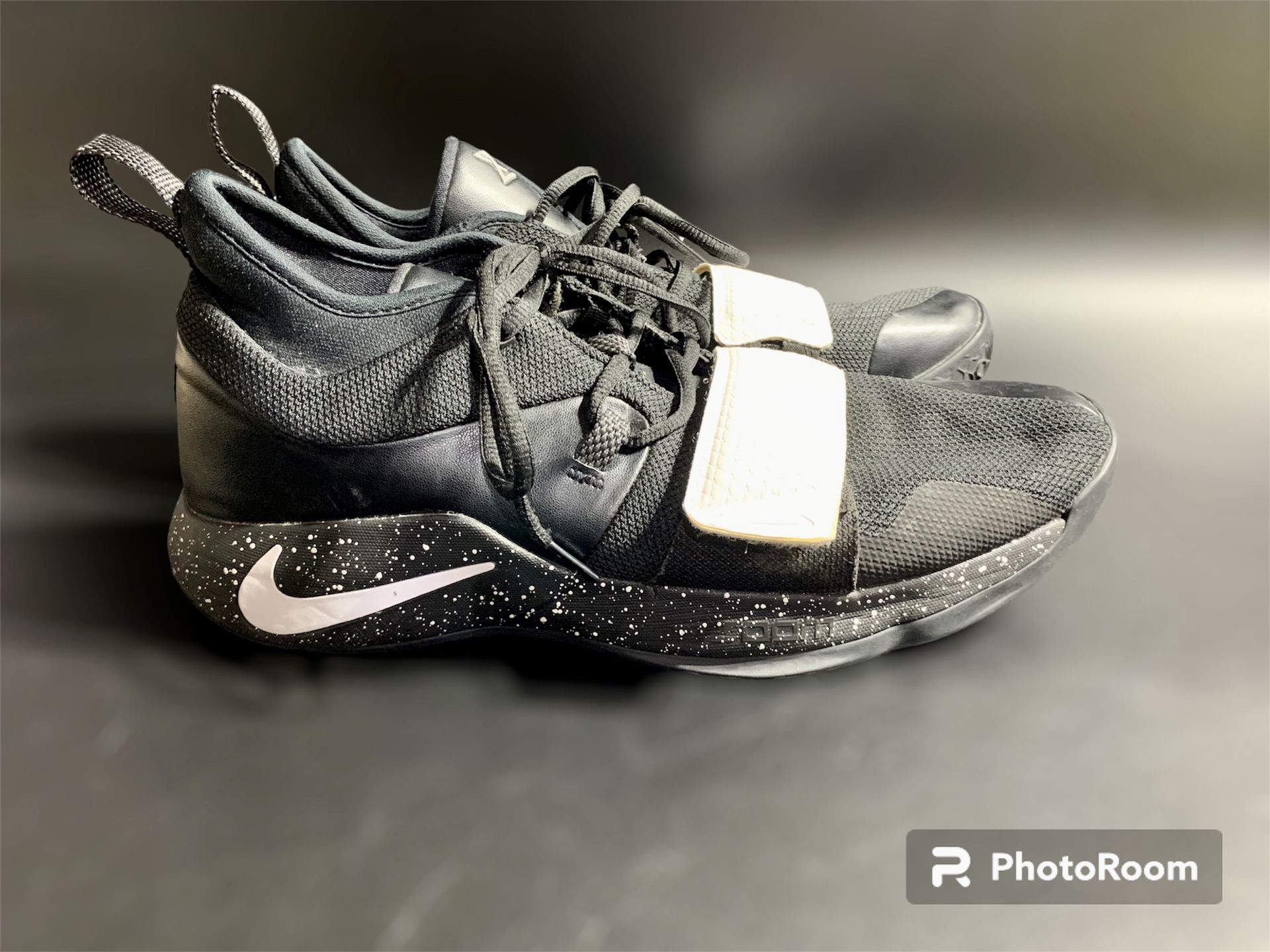 Nike PG 2.5 TB Paul George Basketball Black White Oreo BQ8454-001 Men Shoe 15   **Used but in great condition. See photos for wear**  Elevate your gam
