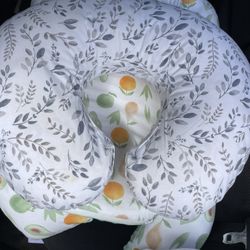 Nursing Pillow And Baby Lounge 