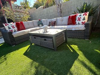 Patio furniture set outdoor new in the box