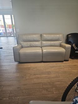 real leather recliner couches