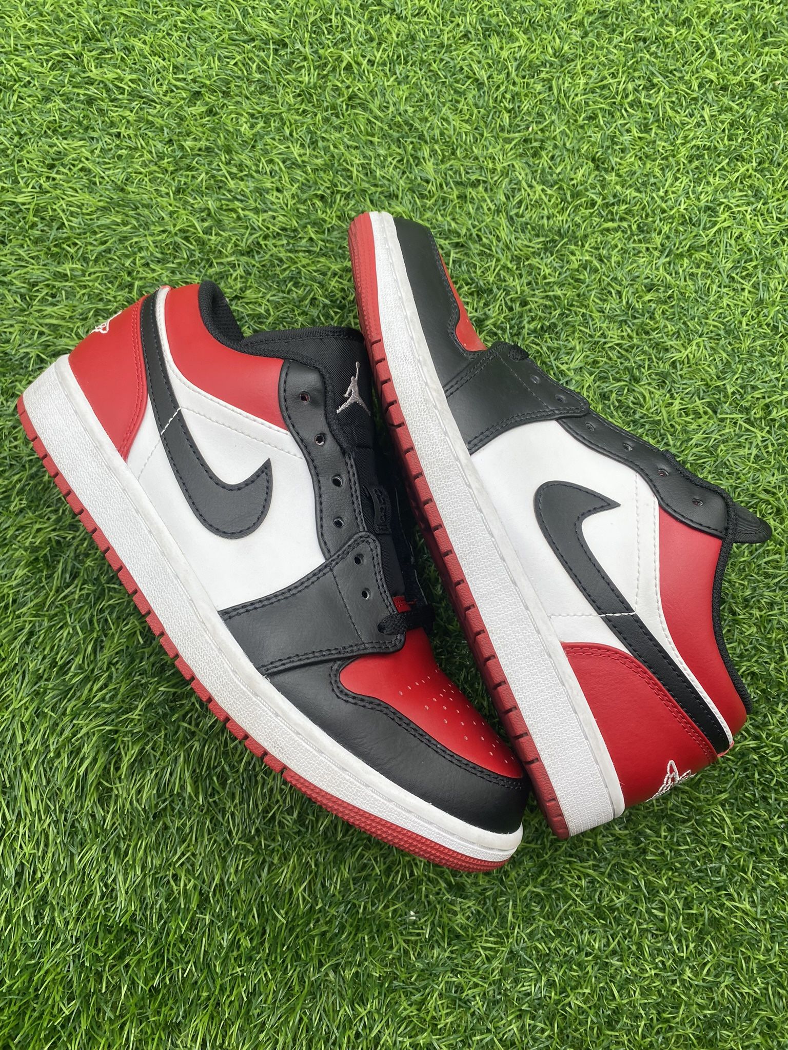 Jordan 1 Low “Bred” Size 9M