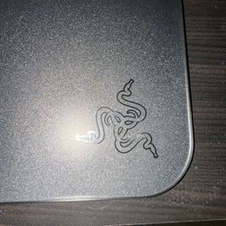 Razer Glass Gaming Mouse Pad