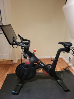 2022 Peloton Bike 3rd Gen Excellent  - North Attleborough, MA