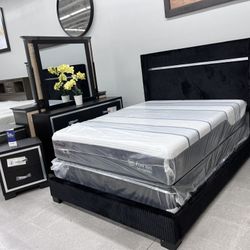 Queen Bedroom Set 🖤 Black Color 🔥 Take It Home With Only $50 Down 