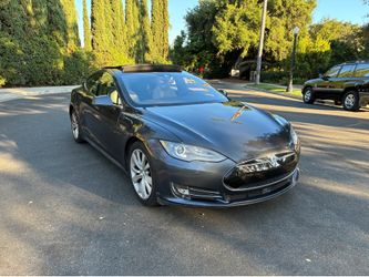2015 Tesla S