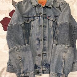 Levi’s Denim Jacket 
