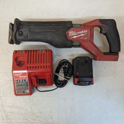Milwaukee 2821-20 M18 Sawzall Reciprocating Saw With 1.5AH Battery And Charger