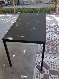 Dinner/patio table