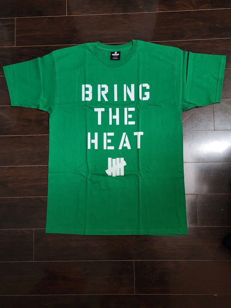 Undefeated Celtics "Beat The Heat" T-Shirt Brand New - Size Large