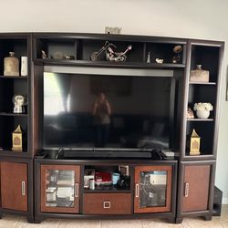 Etertainment TV Unit