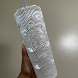 Starbucks Pearl White Mermaid Scales Cold Cup Venti Tumbler Shell Siren