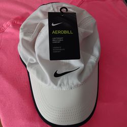 AEROBILL Nike