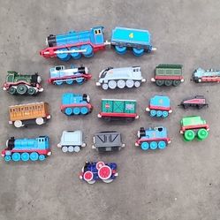 Thomas The Train And Friends Toy Pieces 