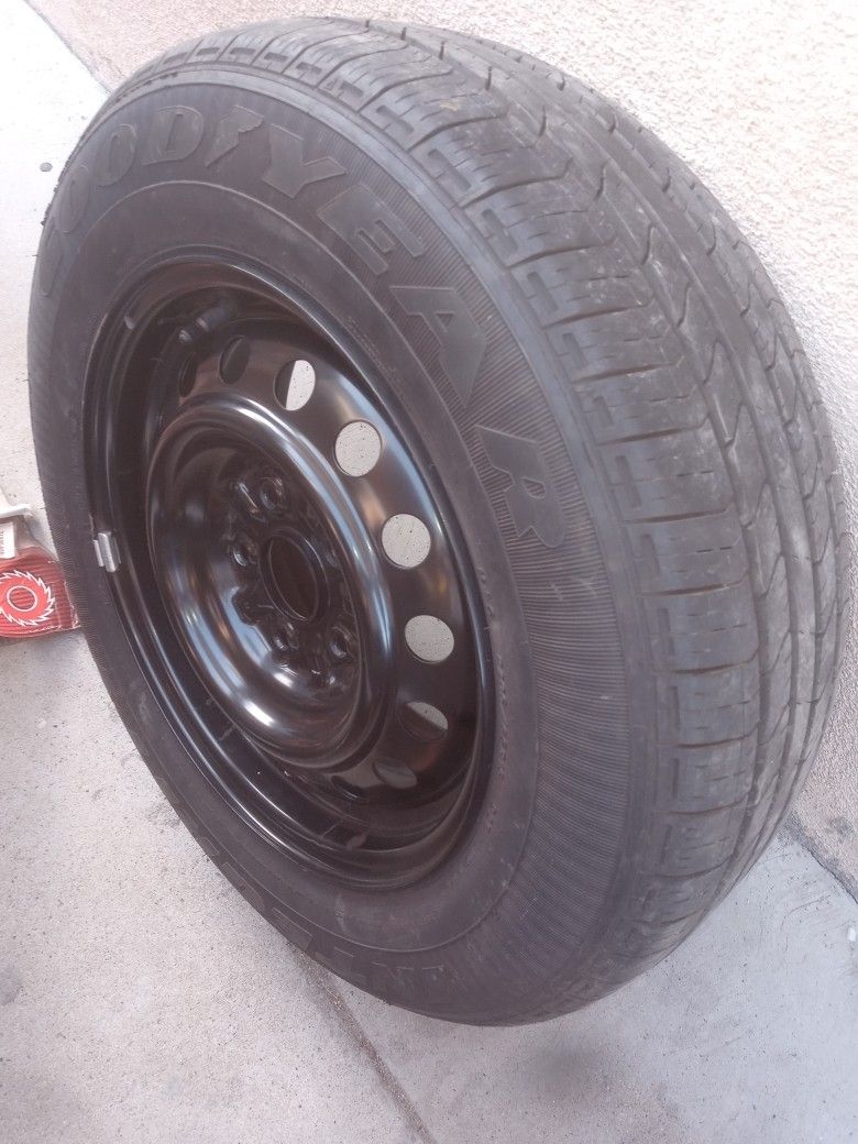 New Tire & Wheel 205/65/R15 - 5x114.3