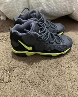 Nike Kids Size 3