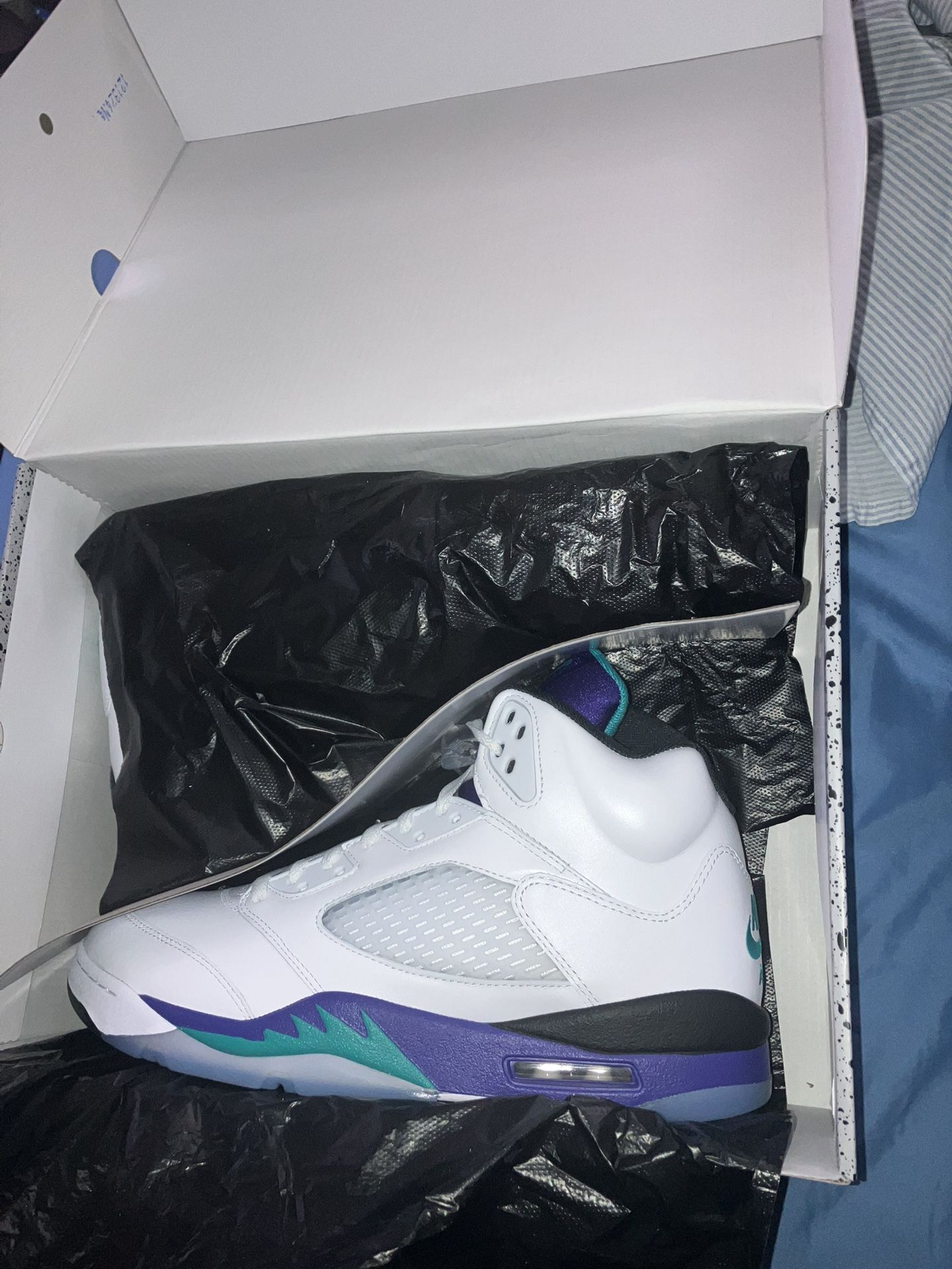 Jordan 5 Grapes 🍇 Size 12M