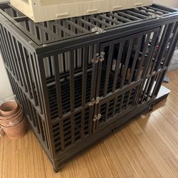 Heavy Duty Crate- Kennel- Cage-LUCKUP- Like New-Strong Metal 42 inch, Black