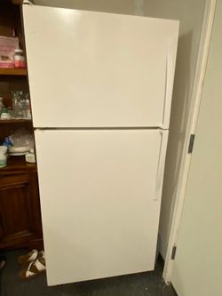 Refrigerator for sale