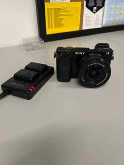 Sony A6100 Camera with Lens (16-50mm)