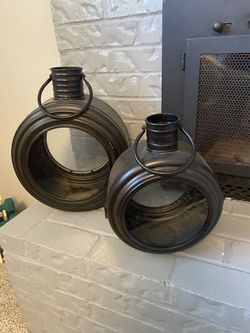 Candle holder lantern