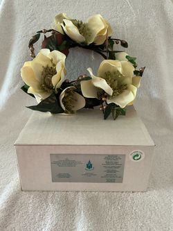 Partylite 6” GildedMagnolia Ring