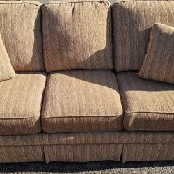 Comfortable Large 8ft Sofa 