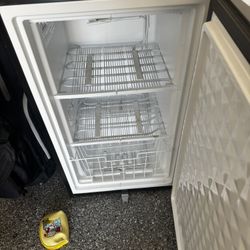 Freezer / Mini Freezer 
