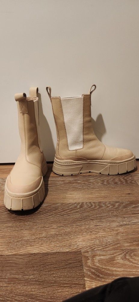Puma Boots