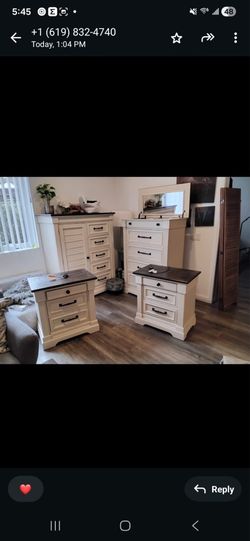 Bedroom set