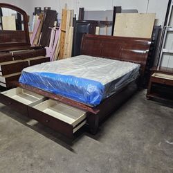 Cal King Bedroom Set 