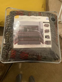Queen Comforter Set