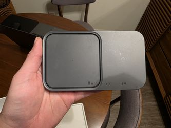 Samsung Wireless Watch And Phone Charger