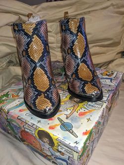 Jeffrey Campbell women's 6.5 brand new
