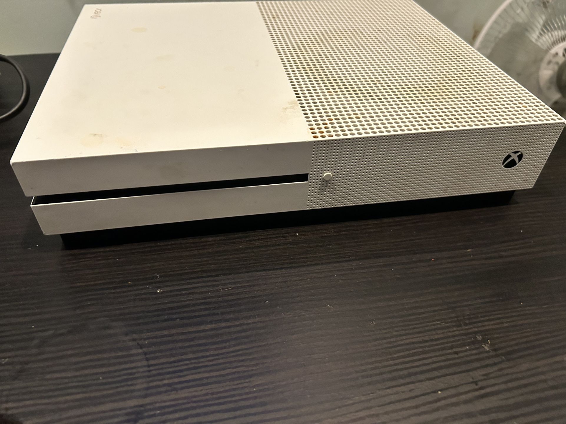 Xbox One S
