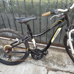 Specialized Hotrock Mountain Bike