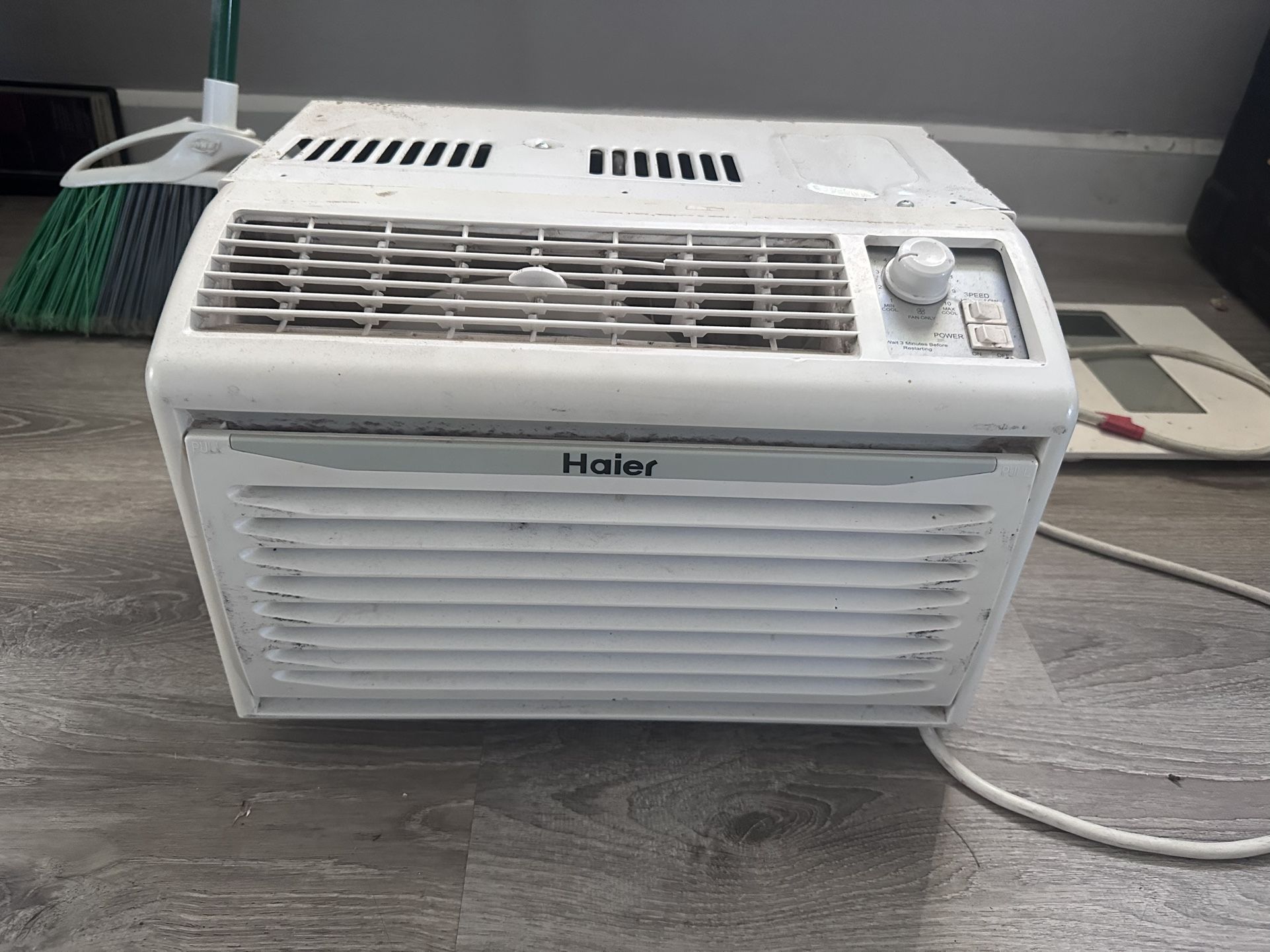Haier 5000 BTU Window Ac