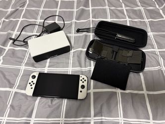 Nintendo Switch OLED + Carry Case