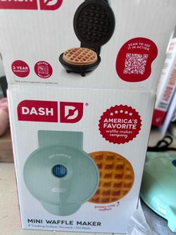 Dash Mini waffle maker